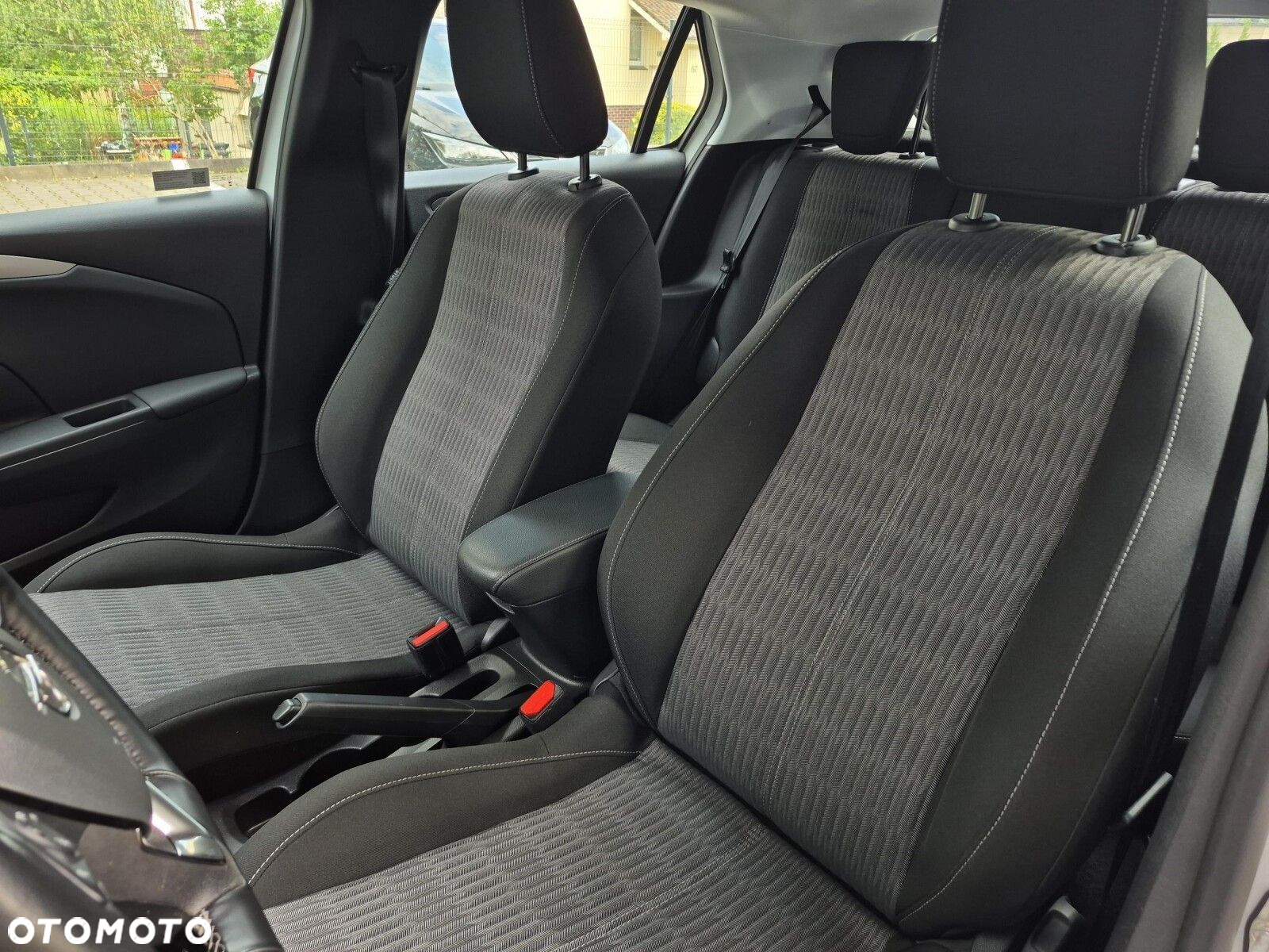 Opel Corsa 1.2 Edition S&S - 10