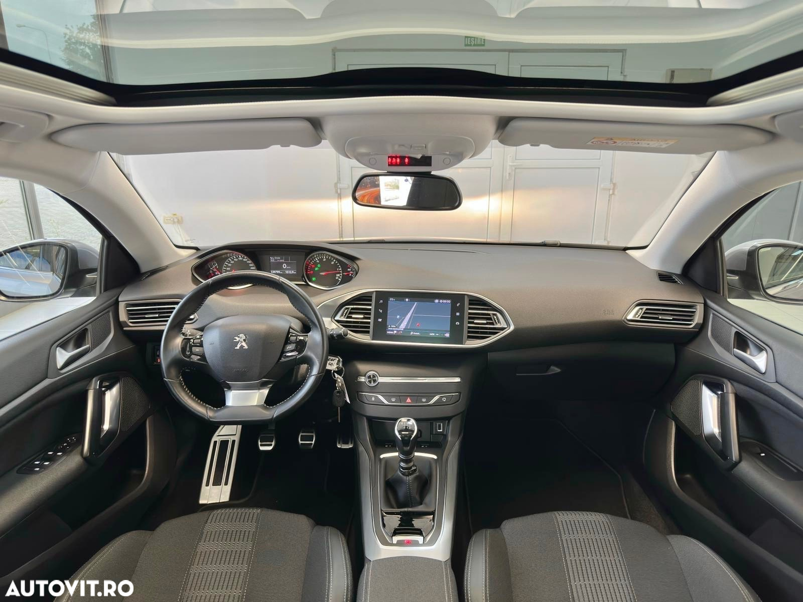 Peugeot 308 SW BlueHDi 130 Stop & Start GT Pack - 8