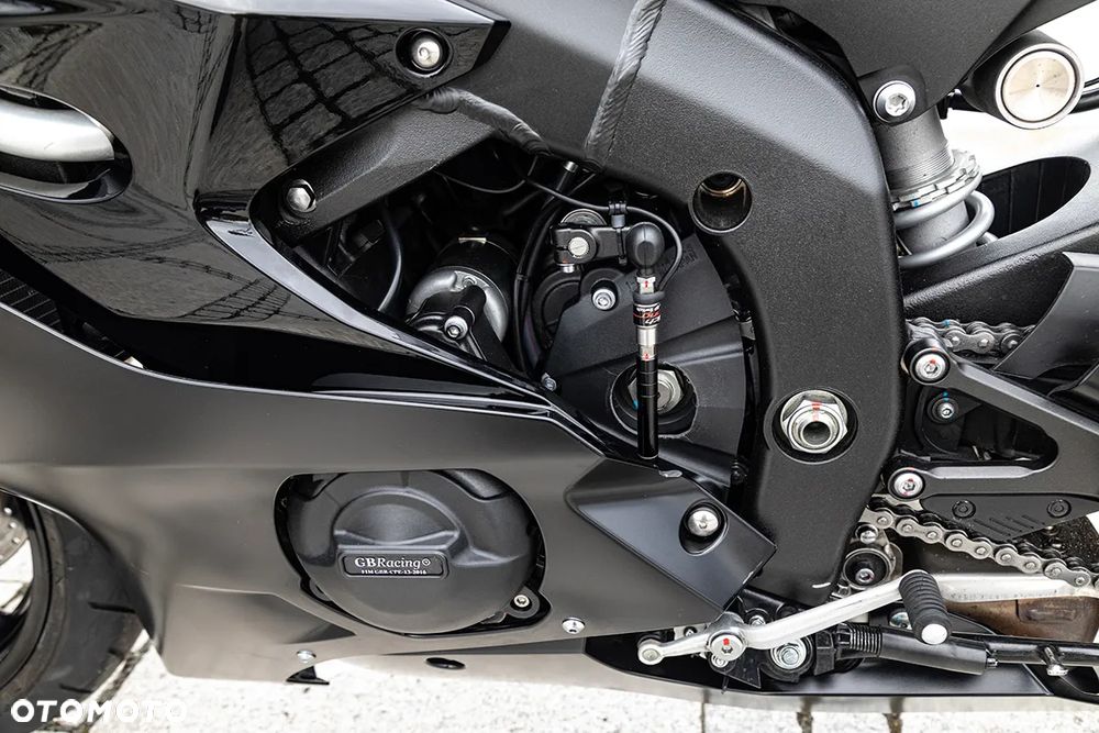 Yamaha R6 - 15