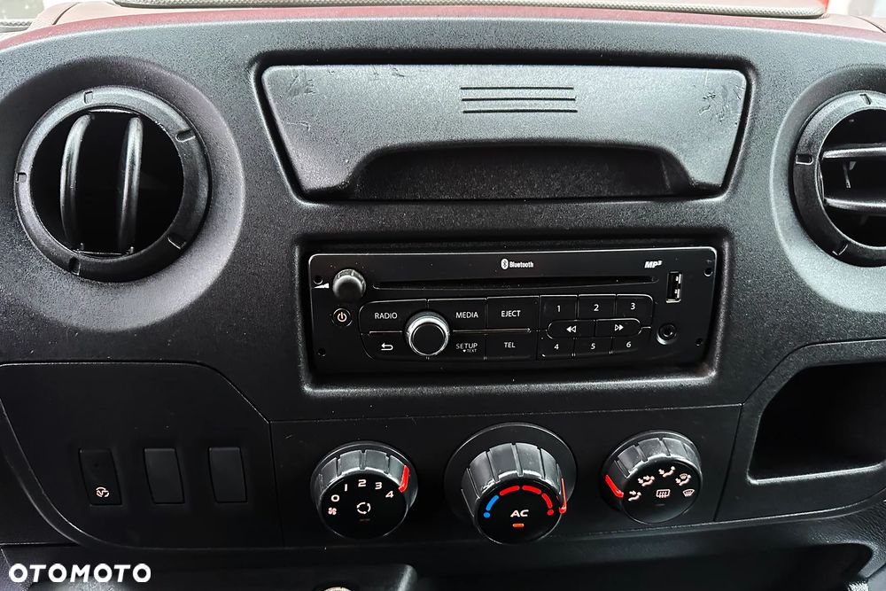 Nissan NV400 - 25