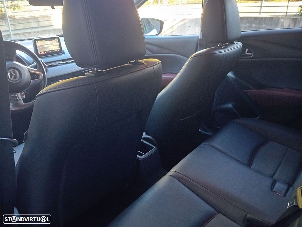 Mazda CX-3 1.5 Sky.Excellence Navi - 12