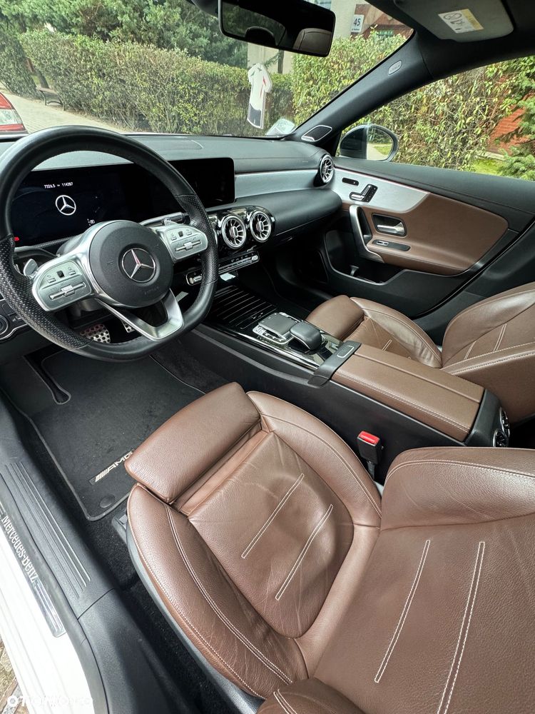 Mercedes-Benz CLA 180 d AMG Line 7G-DCT - 11