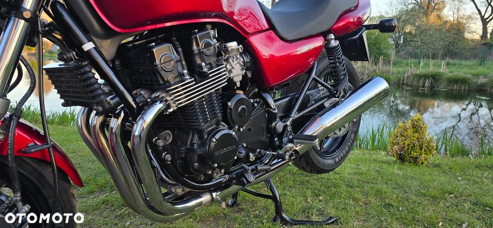 Honda CB - 4