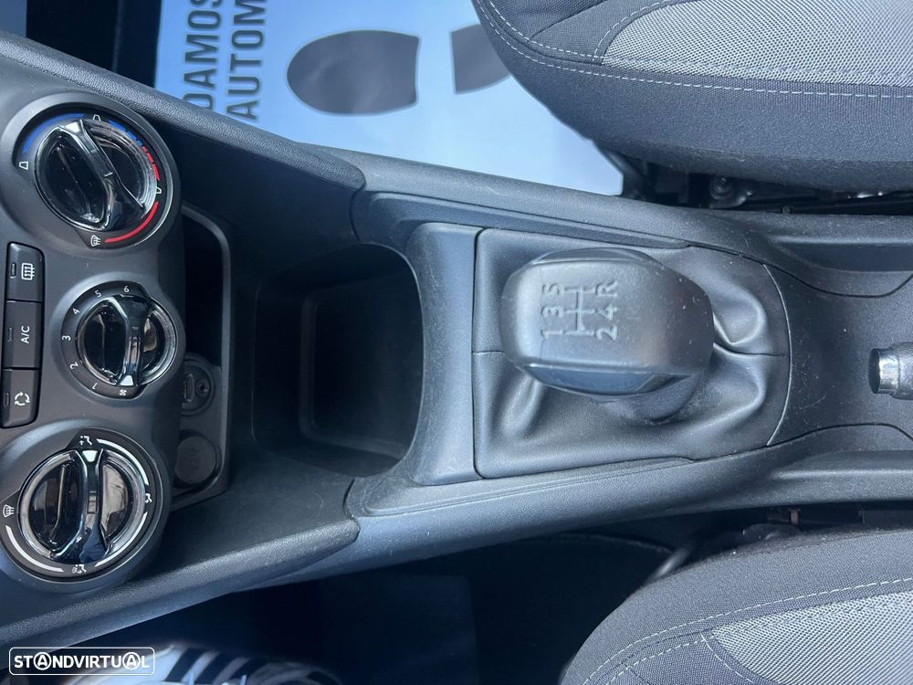 Peugeot 208 1.2 PureTech Active - 29