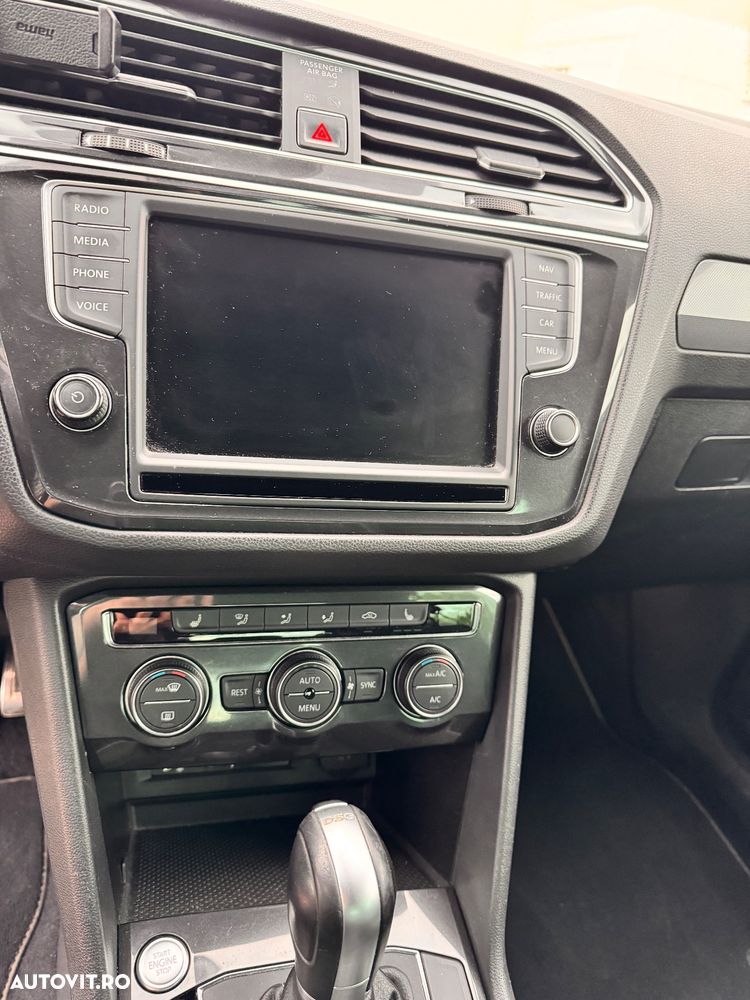 Volkswagen Tiguan 2.0 TDI SCR 4MOTION (BlueMotion Techn.) DSG Highline - 25