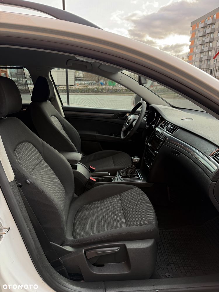 Skoda Superb 1.8 TSI DSG Comfort - 11