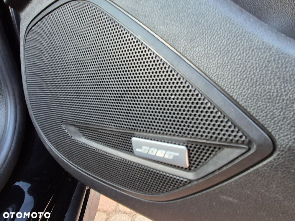 Opel Insignia - 30