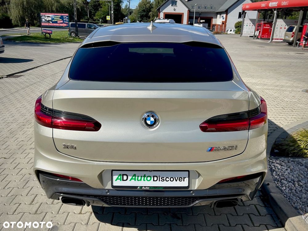 BMW X4 - 11