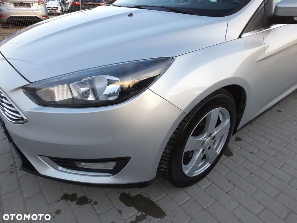 Ford Focus 1.5 TDCi DPF Start-Stopp-System Titanium - 19