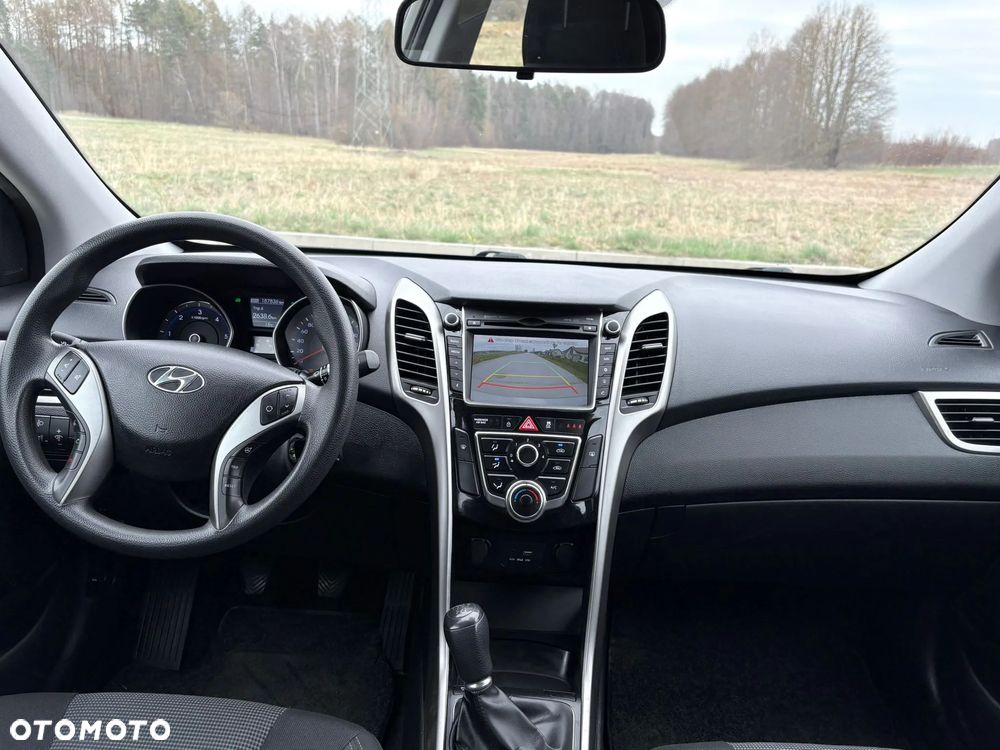 Hyundai i30 blue 1.6 CRDi Classic Navigation - 17