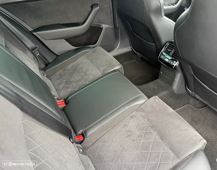 Skoda Superb 1.4 TSI iV Sportline DSG - 5
