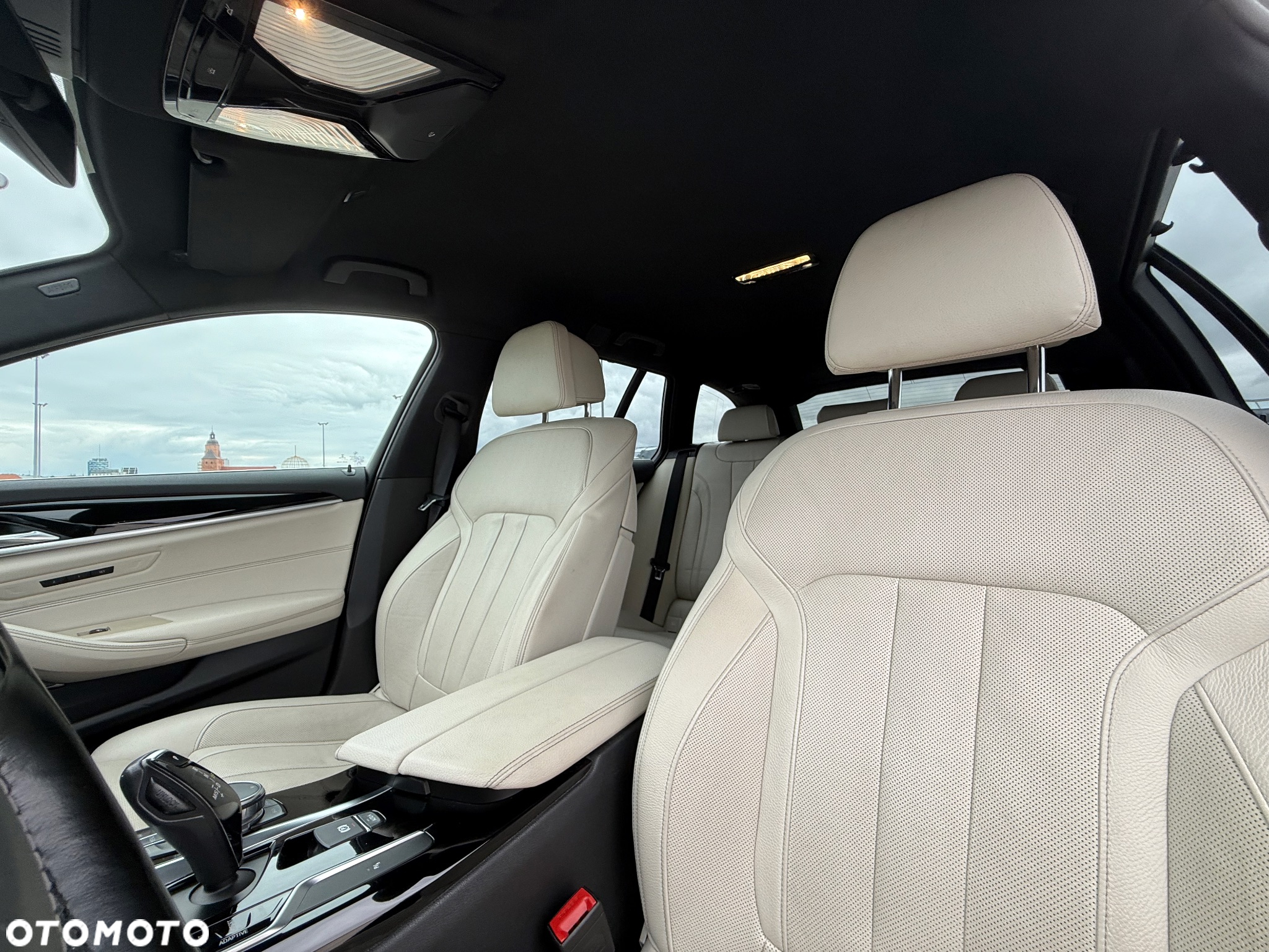 BMW Seria 5 520d Touring - 17