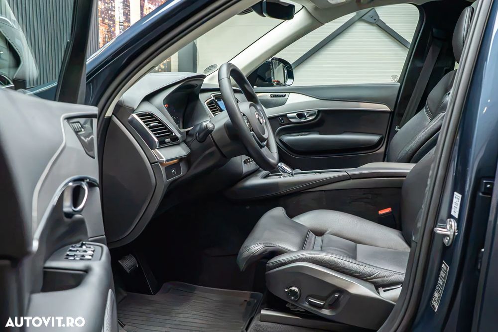 Volvo XC 90 B5 D AWD Ultimate Dark - 23