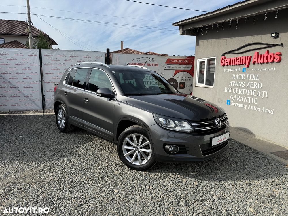Volkswagen Tiguan - 1