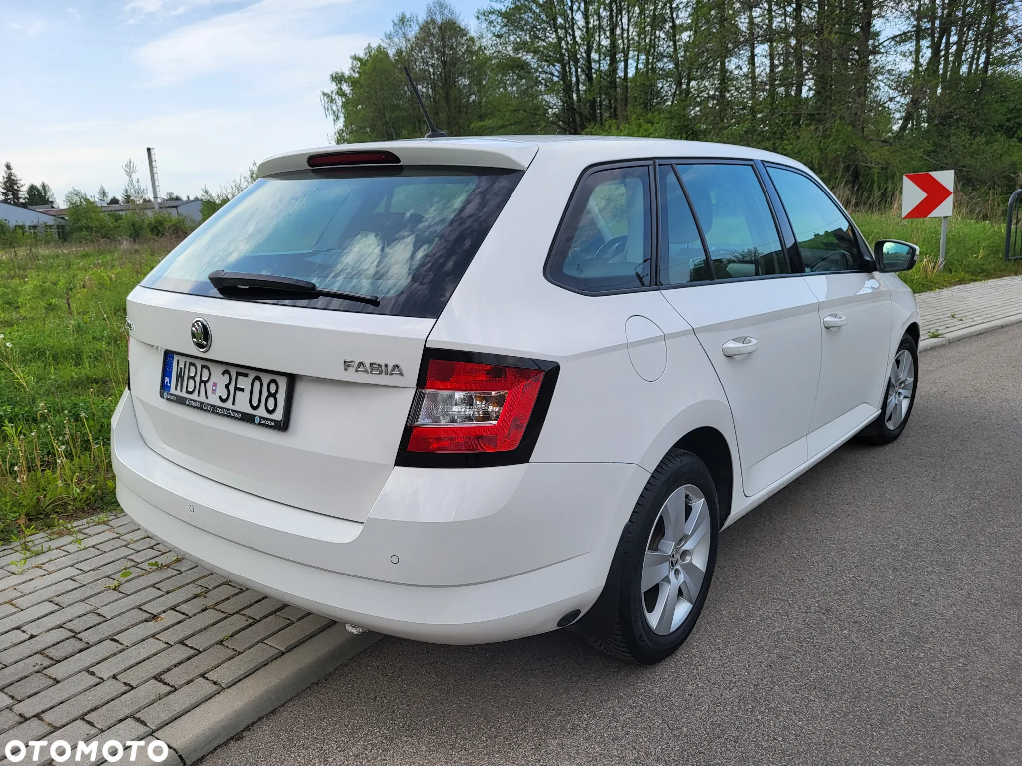 Skoda Fabia 1.0 Ambition - 3