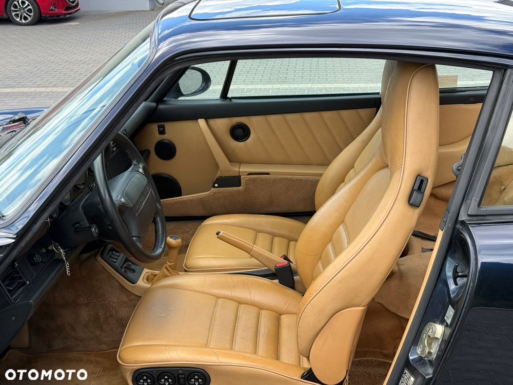 Porsche 911 2 - 17