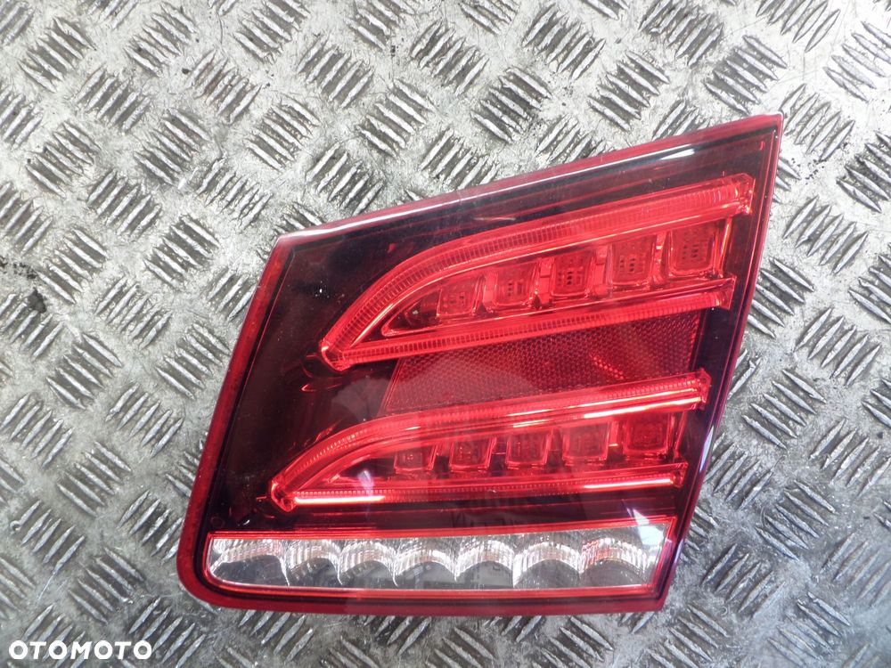 lampa tył prawa mercedes e klasa w212 kombi lift a2129062203 - 1