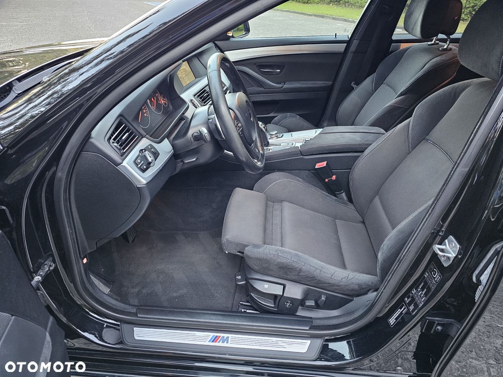 BMW Seria 5 520d - 15