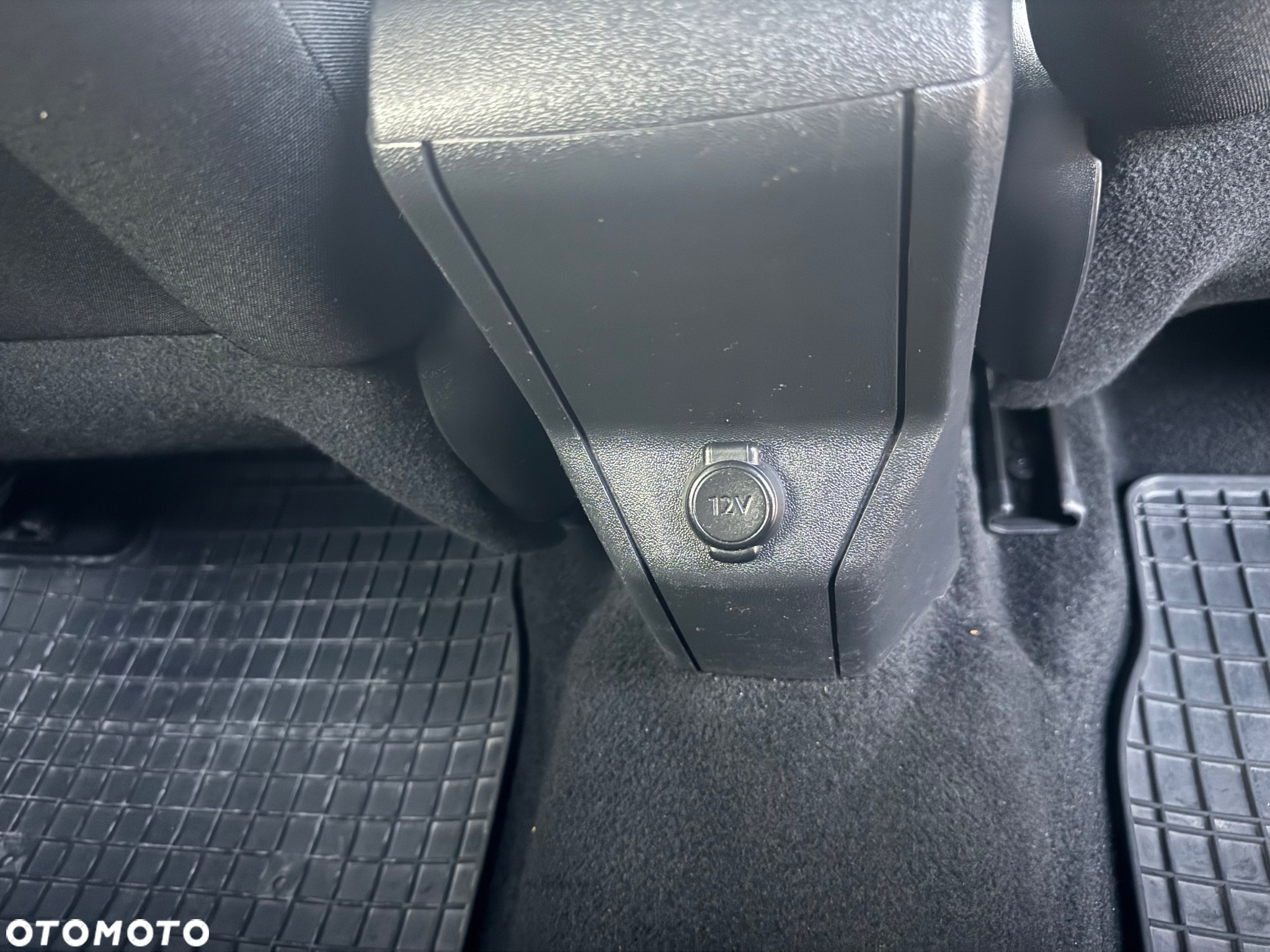 Peugeot 2008 1.2 Pure Tech Active S&S - 25