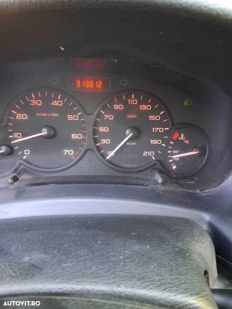 Citroën Berlingo 1.6 HDi Attraction - 6