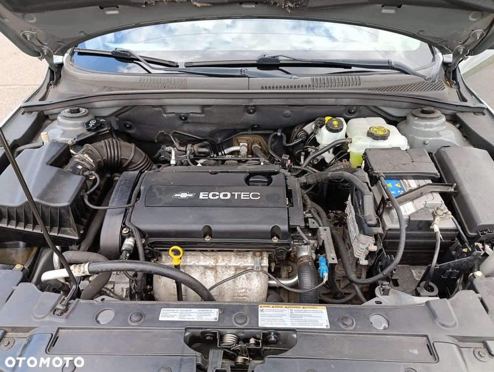 Chevrolet Cruze 1.8 LT - 8