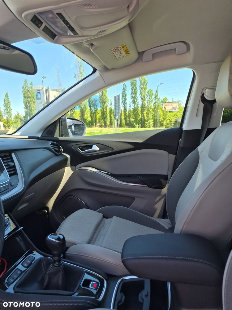 Opel Grandland X 1.2 T Innovation S&S - 29