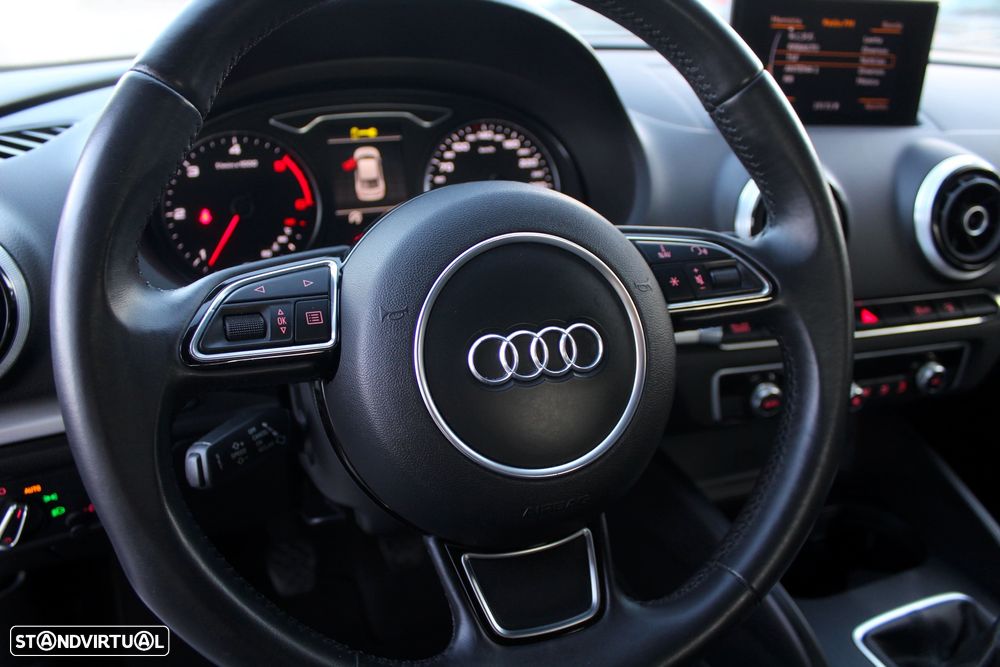 Audi A3 Limousine 1.6 TDI ultra Attraction - 11