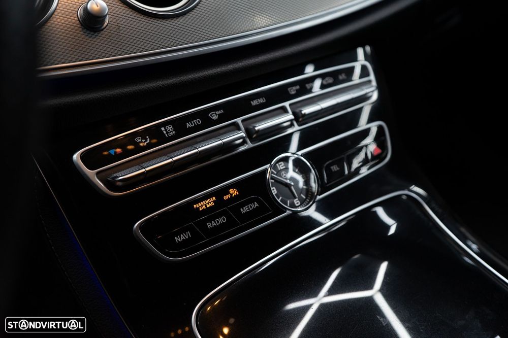 Mercedes-Benz E 220 d 9G-TRONIC AMG Line - 35