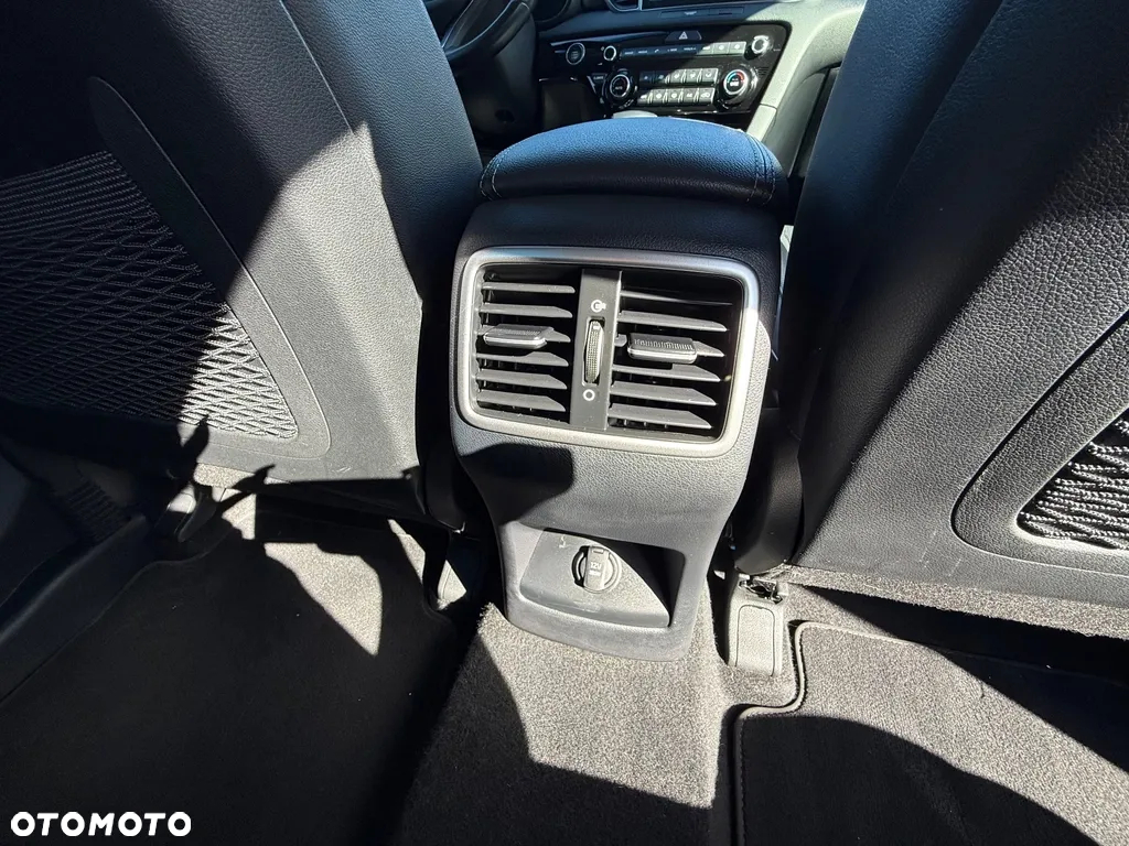 Kia Sportage 1.6 T-GDI Business Line 4WD DCT - 20