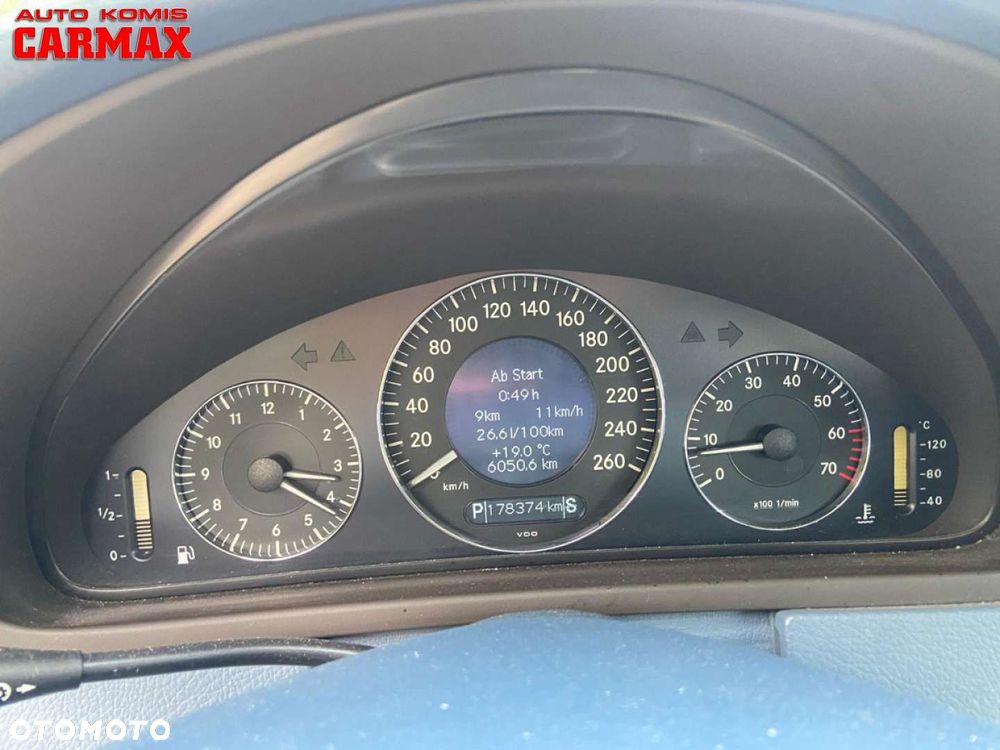 Mercedes-Benz CLK - 17