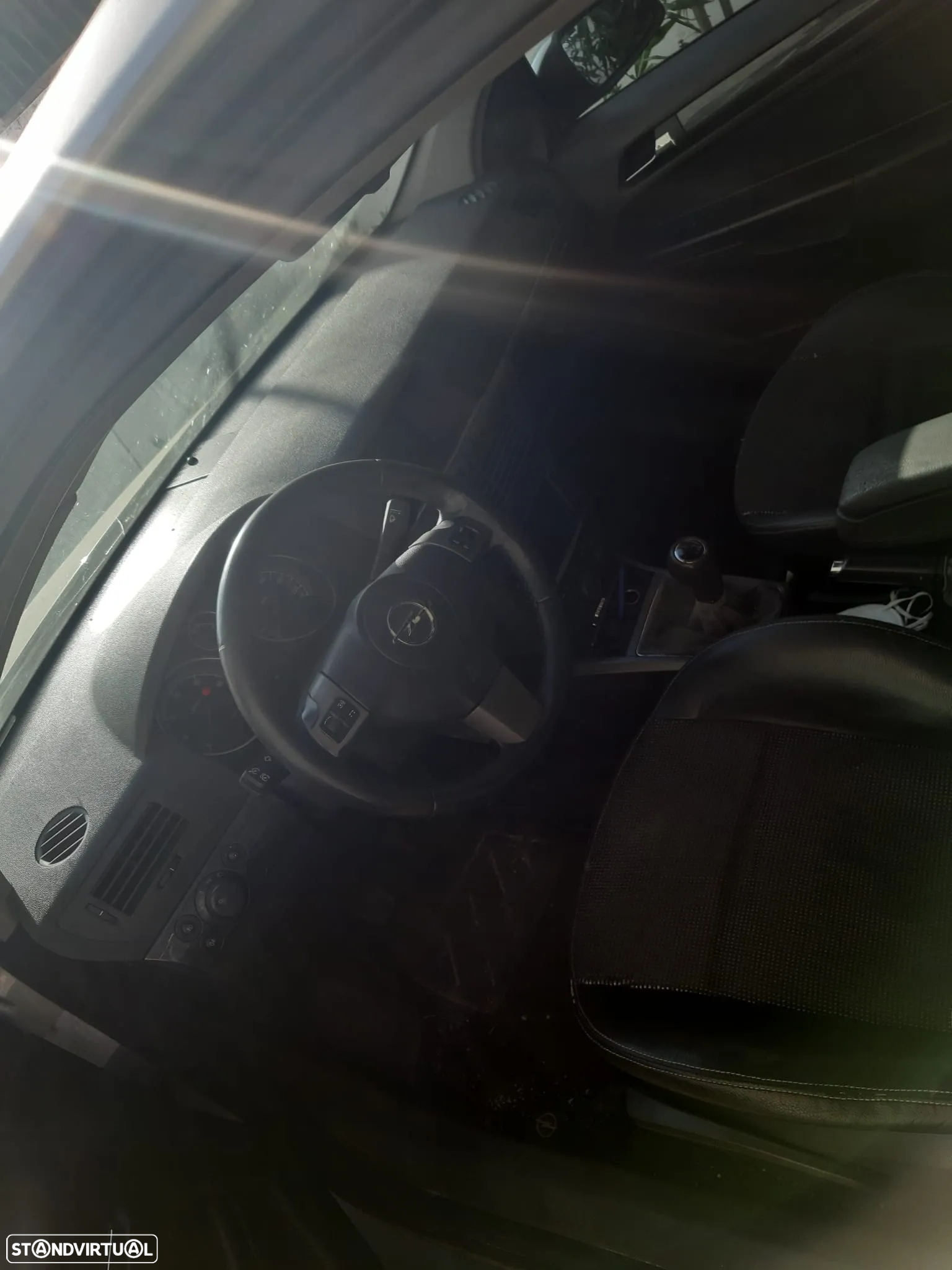 Opel Astra 1.9 CDTi Cosmo - 43