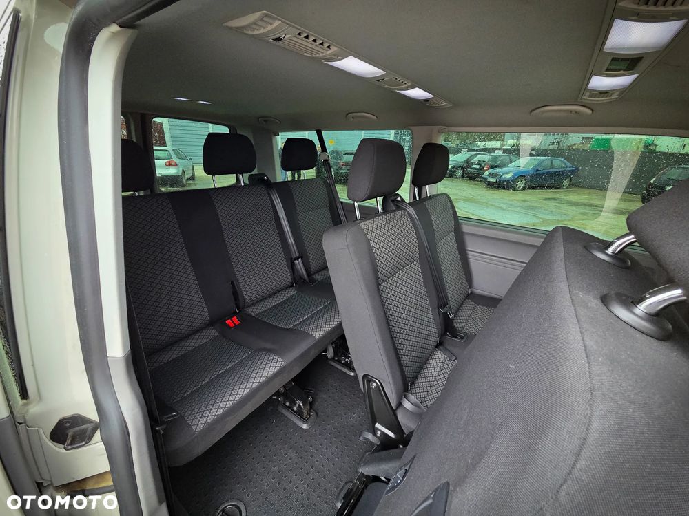 Volkswagen Caravelle 2.0 TDI L1 Trendline - 11