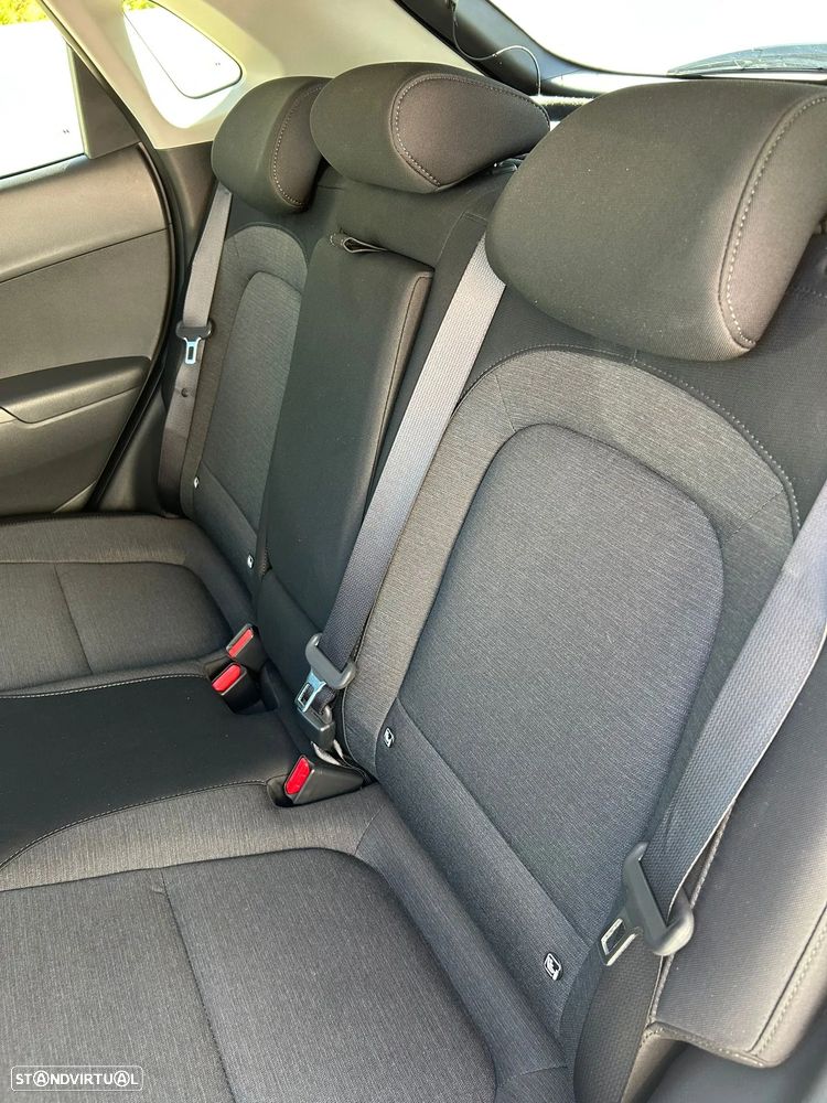 Hyundai Kauai Premium - 6