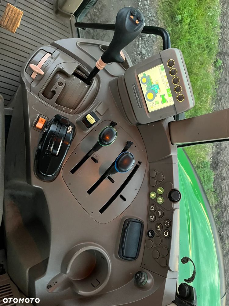 John Deere - 28