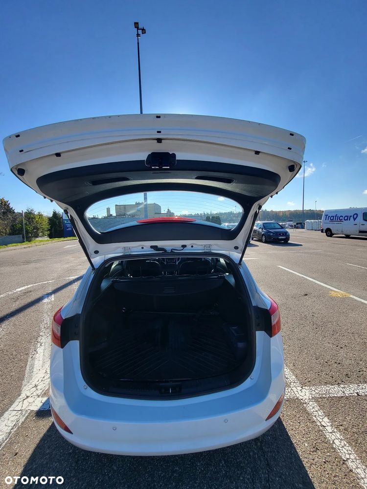 Hyundai i30 1.6 CRDi BlueDrive Classic - 6