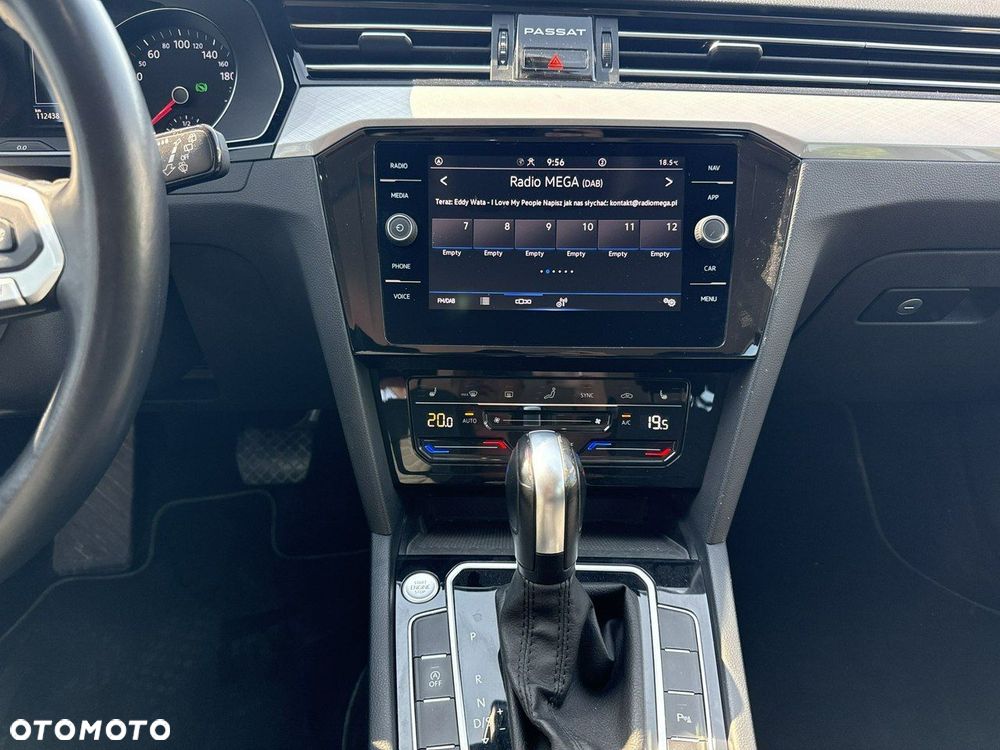 Volkswagen Passat 1.5 TSI EVO Business DSG - 23