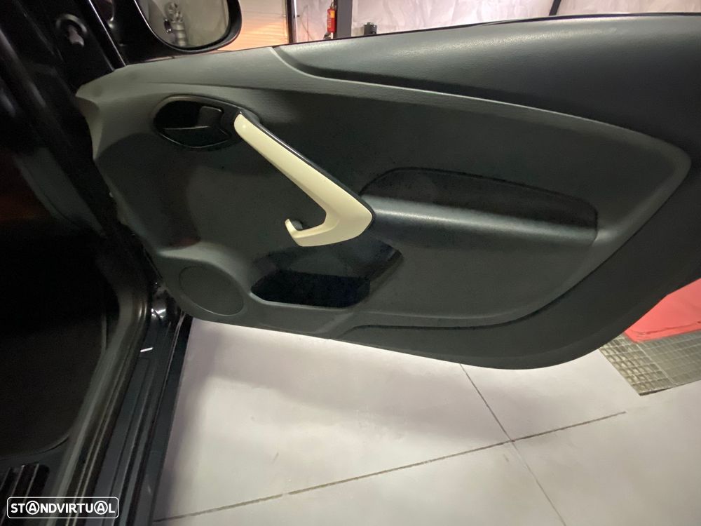 Ford KA 1.2 City - 17