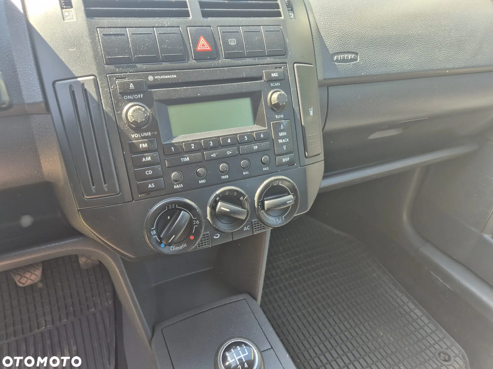 Volkswagen Polo - 17