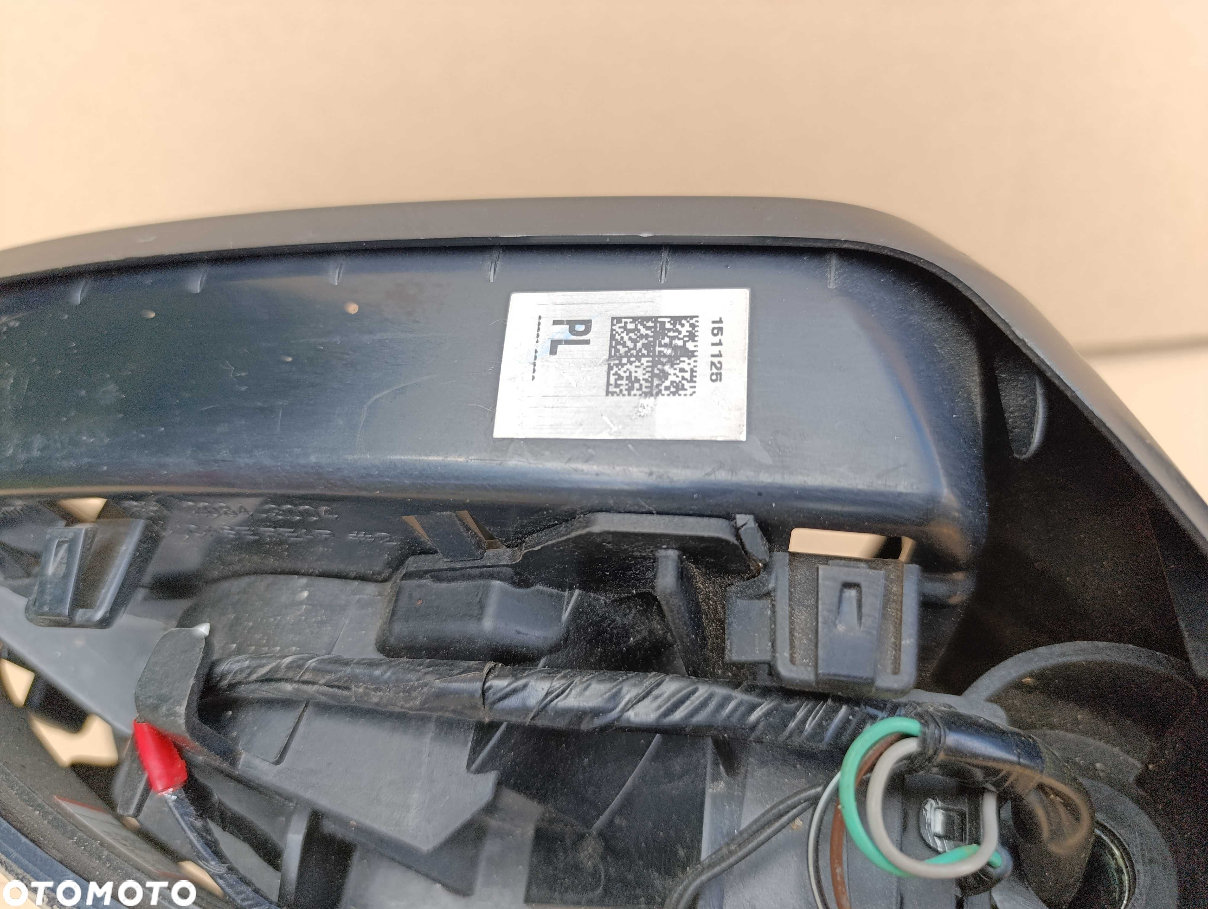 Nissan X-Trail X Trail T32 lusterko zewnętrzne prawe kamera 13 PIN - 7
