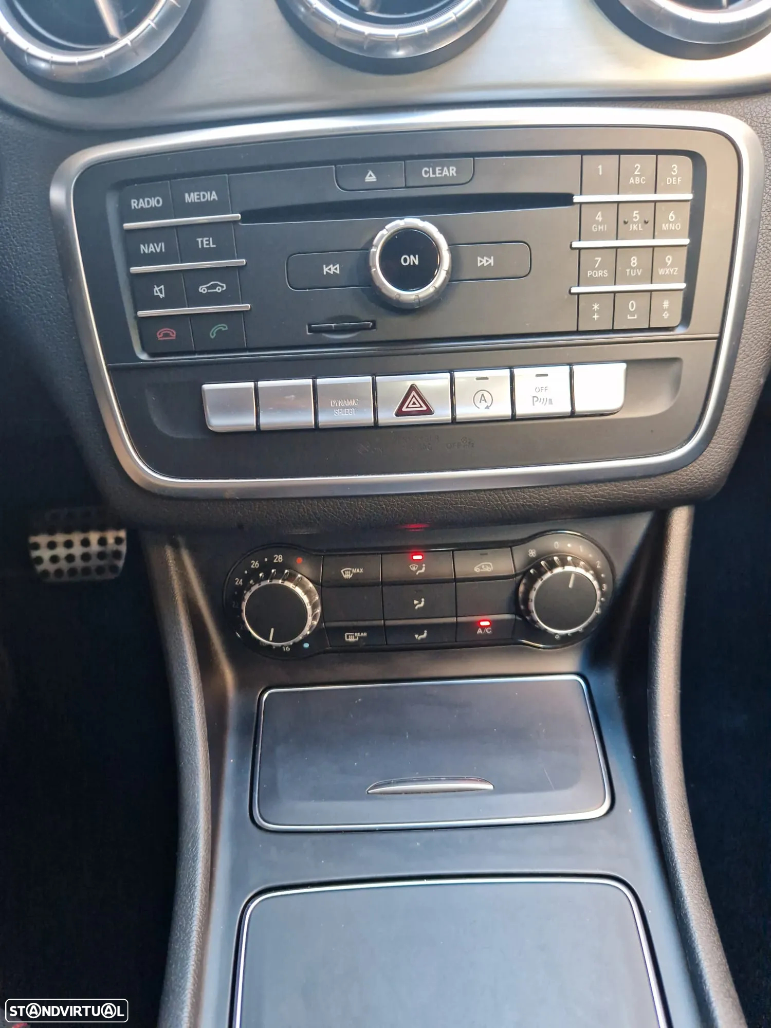 Mercedes-Benz CLA 200 - 14