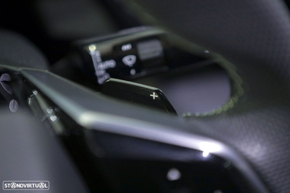 Peugeot 3008 1.2 Hybrid GT e-DCS6 - 25