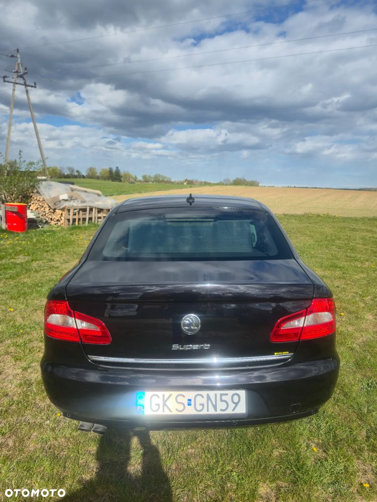 Skoda Superb 2.0 TDI Platinum DSG - 5