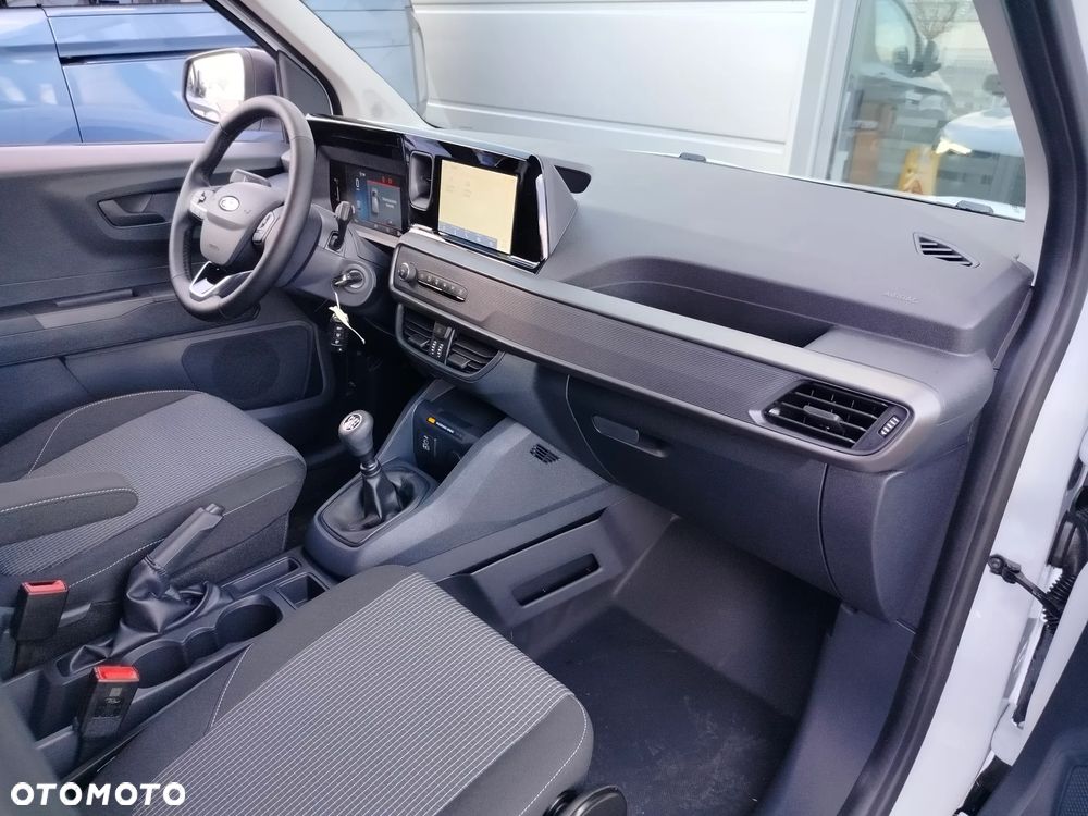 Ford Transit Courier - 5