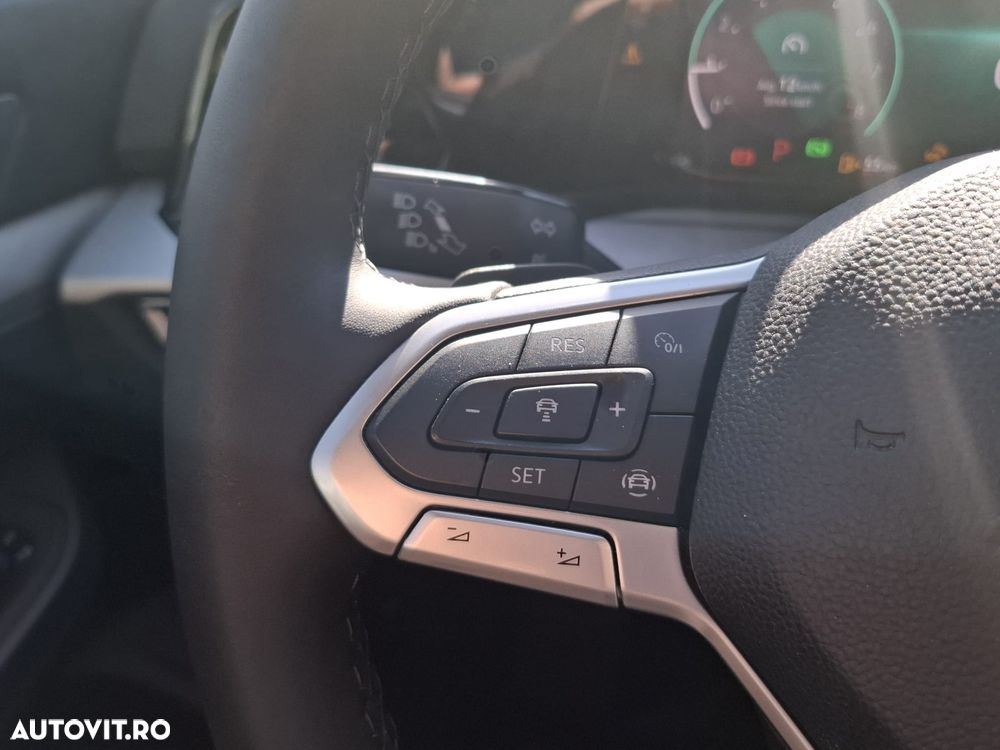 Volkswagen Golf 1.0 eTSI MHEV 110CP DSG Life - 30