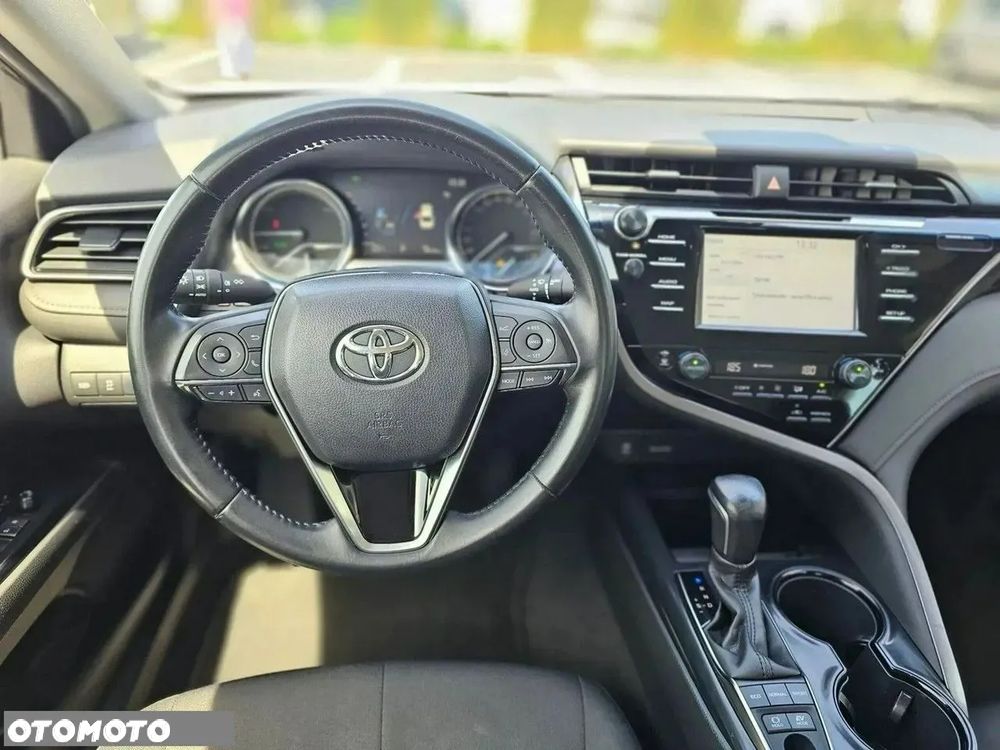 Toyota Camry 2.5 Hybrid Prestige CVT - 37