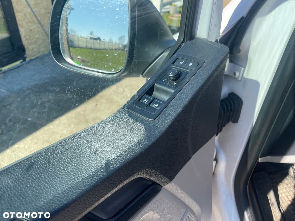 Volkswagen Transporter L1H1 - 10