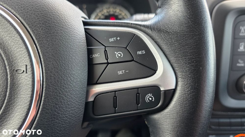 Jeep Renegade 1.4 MultiAir Longitude - 20