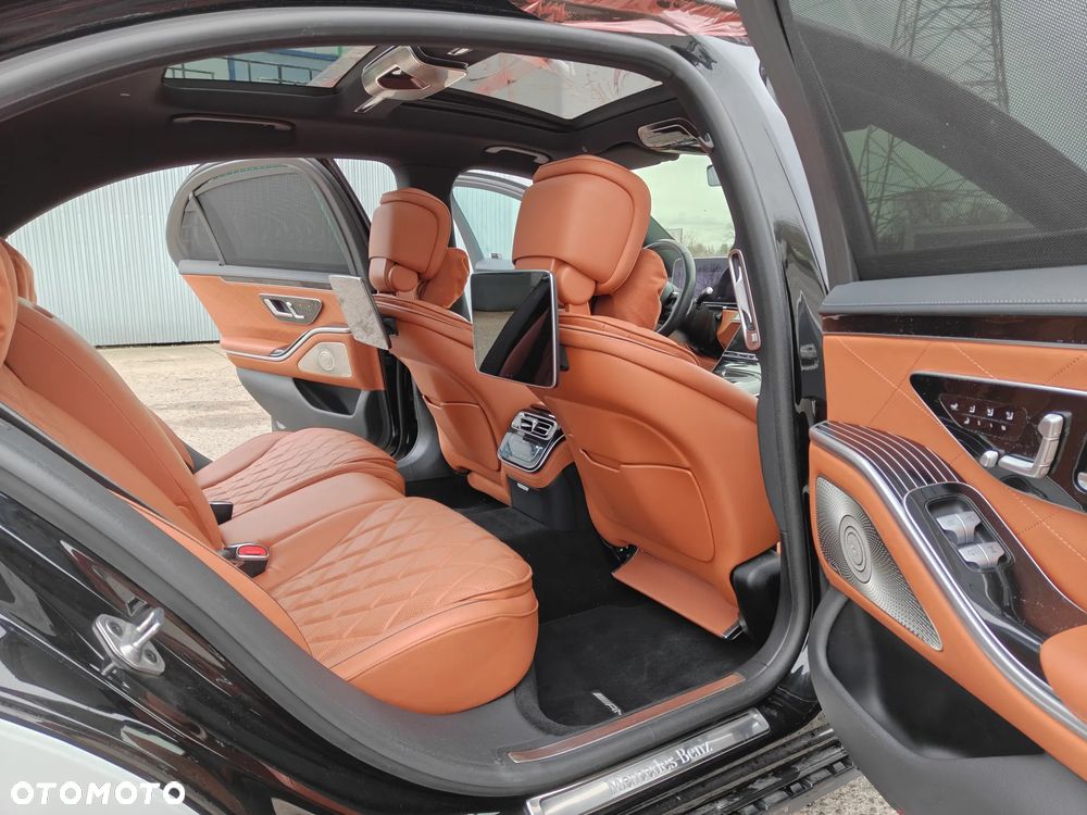 Mercedes-Benz Klasa S 400 d 4-Matic L 9G-TRONIC - 17