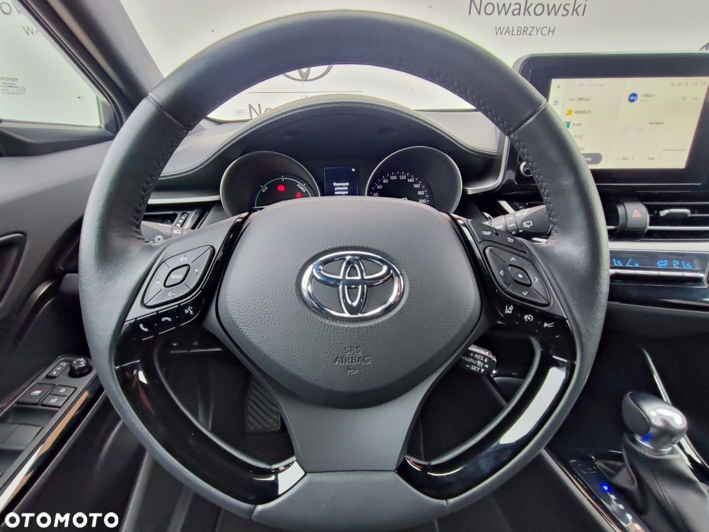 Toyota C-HR - 12