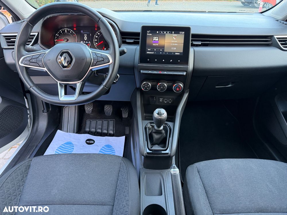 Renault Clio - 6